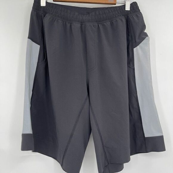Lululemon Men's White/ Grey Elastic Waist Athletic Training Shorts Size L - Picture 1 of 5